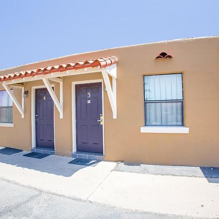Sands Motel By Oyo El Paso Near Airport Экстерьер фото