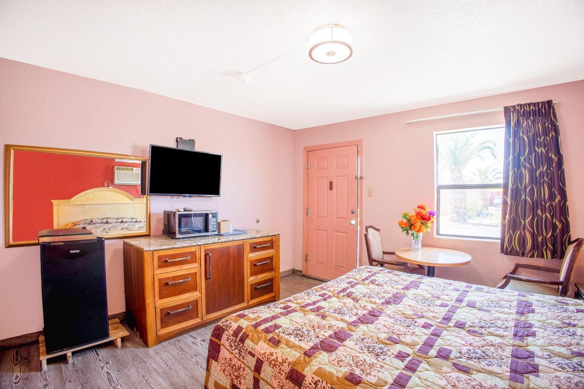 Sands Motel By Oyo El Paso Near Airport Экстерьер фото