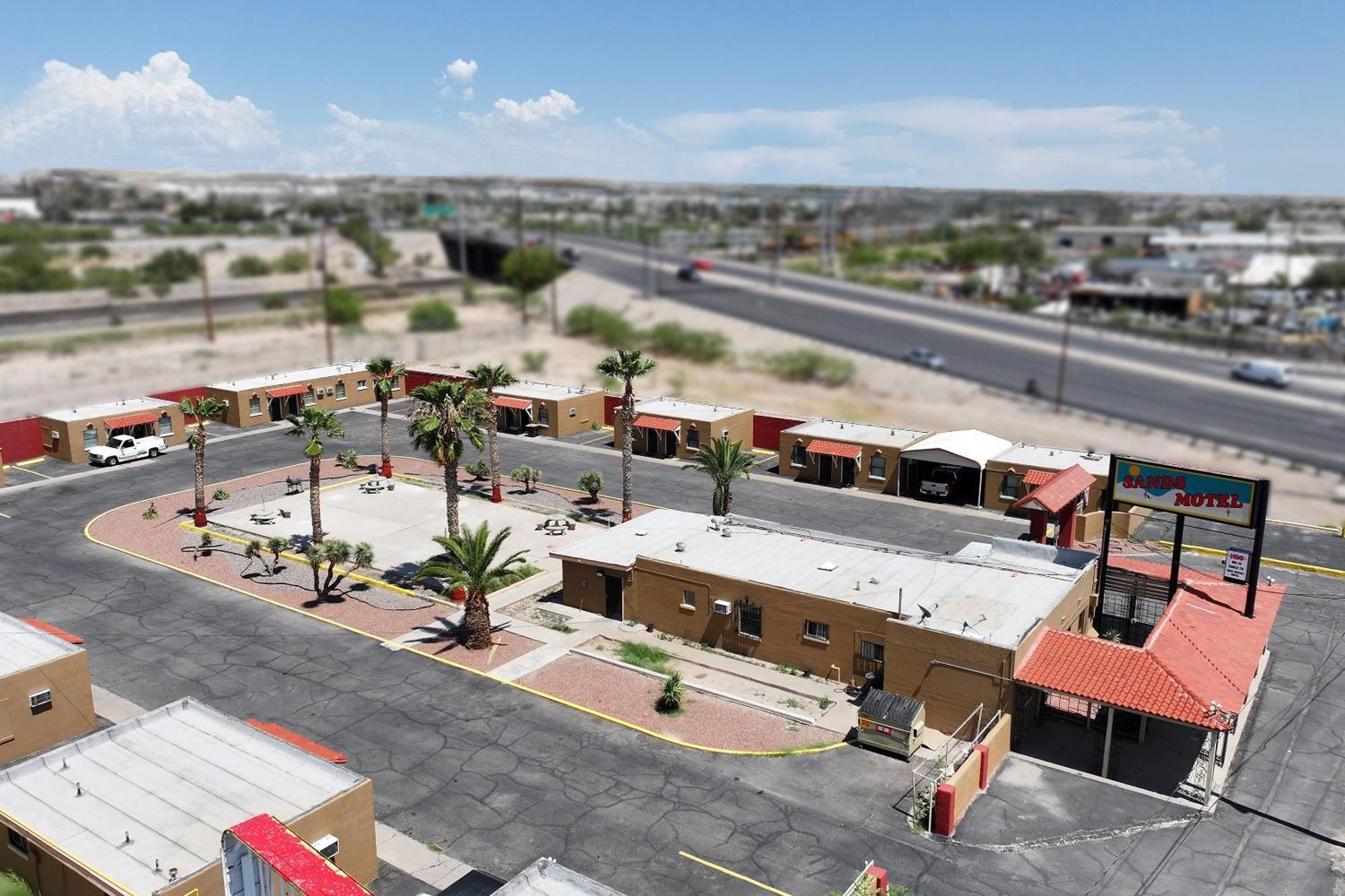 Sands Motel By Oyo El Paso Near Airport Экстерьер фото
